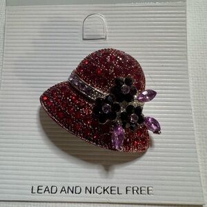 NWT Bonnet hat brooch purple/red